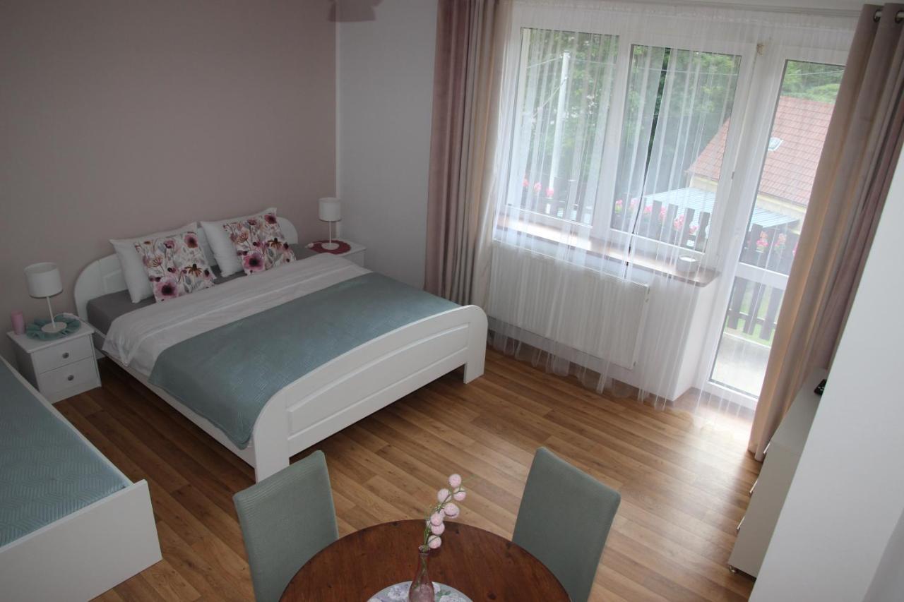 Apartamenty Agat Пешице Екстериор снимка